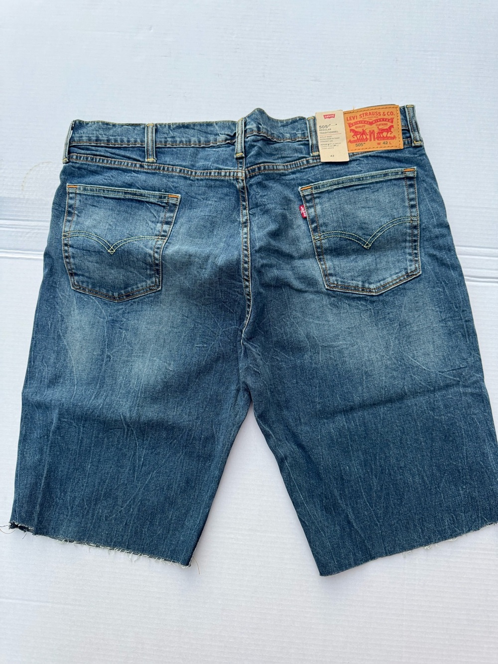 NEW Regular Traditionnel 505 Mens Extra Room In Thigh Denim Shorts 11” Size 42